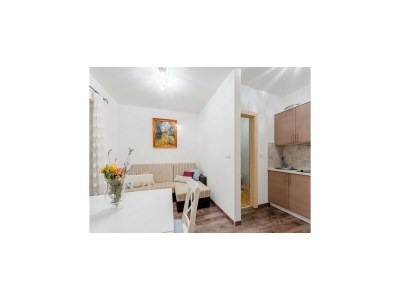 Apartment Apartments Villa Kameja - One Bedroom Apartment with Balcony and Nature Reserve View (Zeleni) - Features photo 11