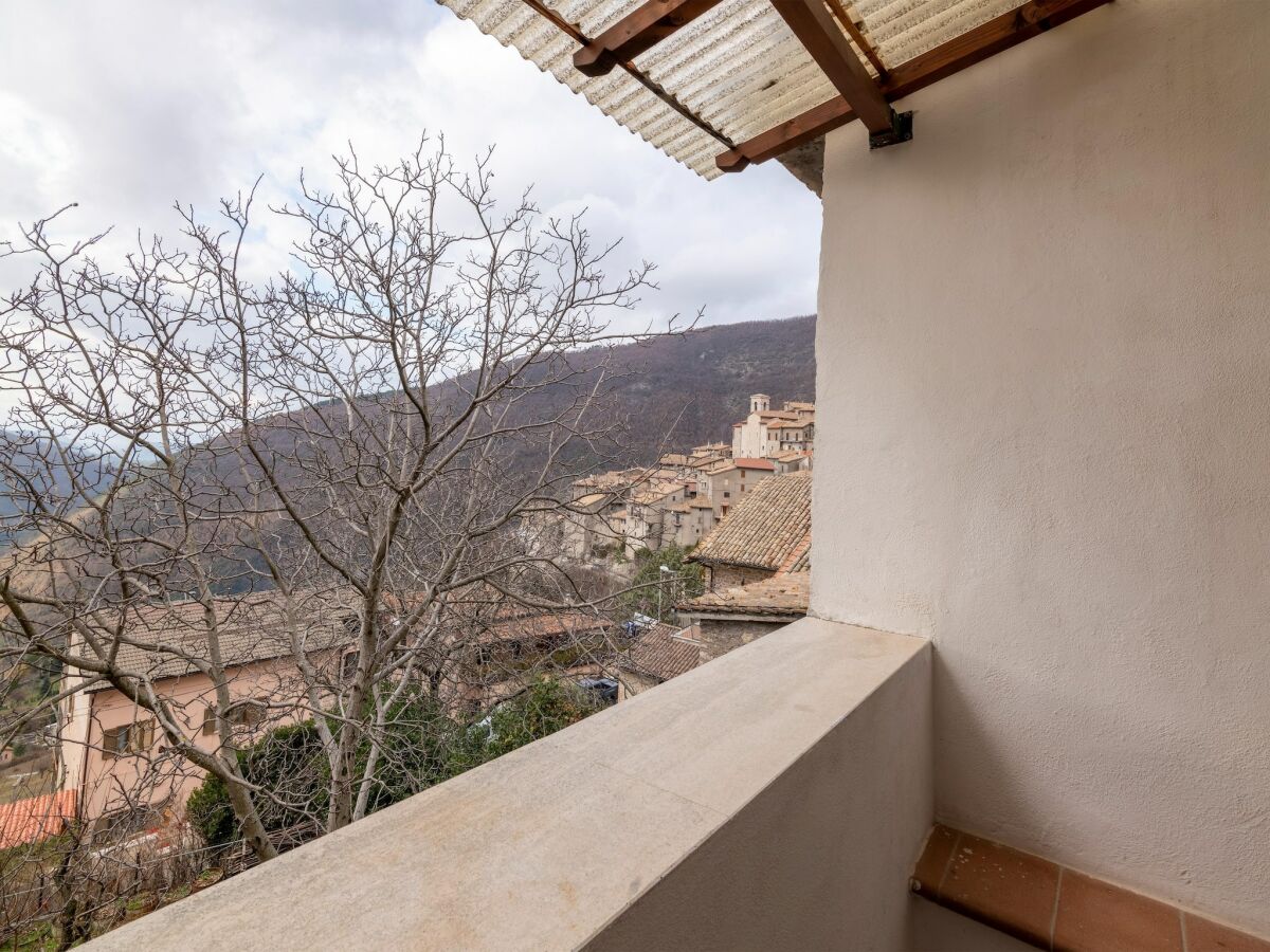 Apartment Geräumige Wohnung im Herzen von Valnerina - Outdoor photo 5