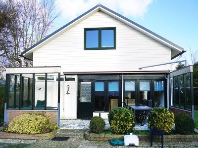 Holiday house Keizerskroon 30 in Julianadorp - Holiday house