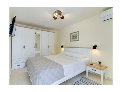 Holiday house Villa Pool on Top - Features photo 11