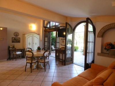 Holiday house Casabella Holiday Home - with Private Pool near the Town - Features photo 25