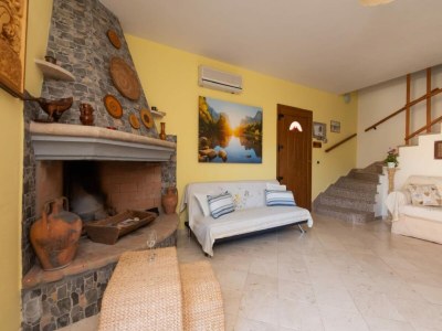 Holiday house Belvilla by OYO Casa su rimediu - Features photo 17