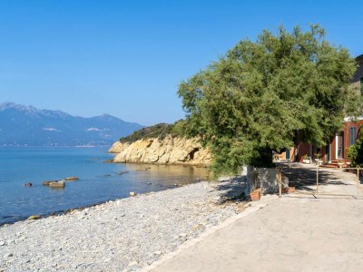 Apartment Casa La Nave - Enfola - Environment photo 33