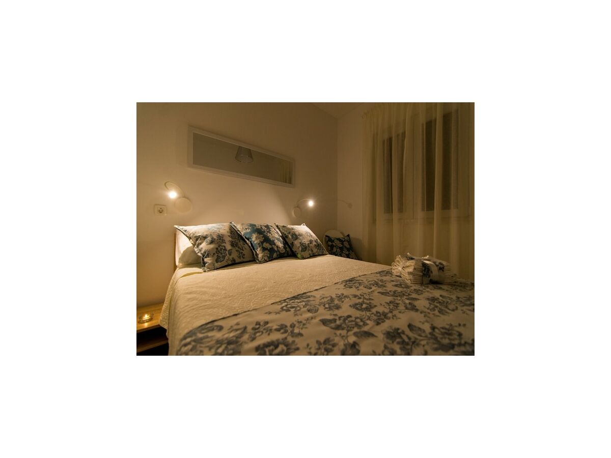 Apartment Apartment Boris (ST) - Two Bedroom Apartment with Terrace and Jacuzzi