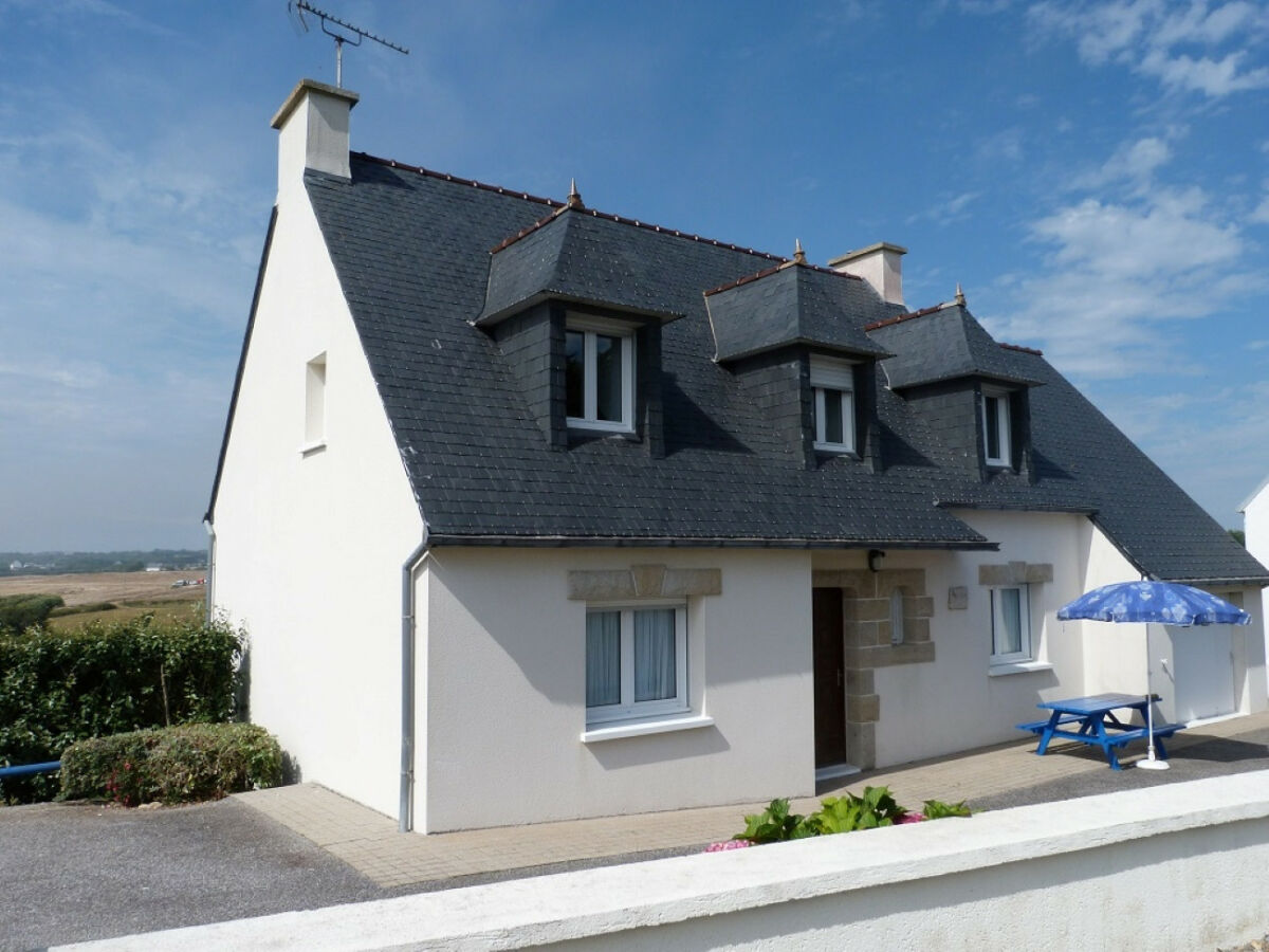 Holiday house 622-Ker An Enez,sea view, the beach at the end of the garden - Outdoor photo 4