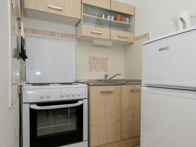 Apartment Apartments Makaus - Studio apartment  A2 - Features photo 5