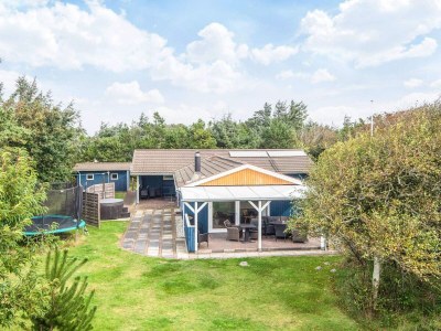 Holiday house 10 person holiday home in Oksbøl-By Traum - Holiday house