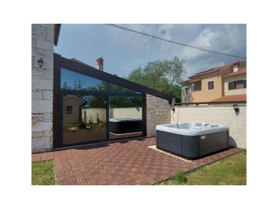 Cottage Capadinka House in Hreljici - Cottage