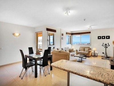 Apartment Belvilla by OYO Apartamento Sol y ParaÃ­so I - Features photo 11