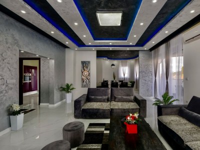 Apartment Complex Villa White - Three bedroom A4 - Features photo 13