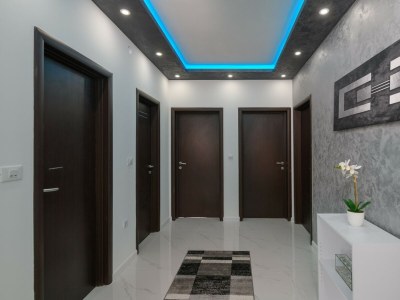 Apartment Complex Villa White - Three bedroom A4 - Features photo 24