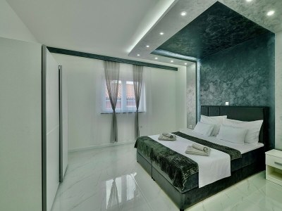 Apartment Complex Villa White - Three bedroom A4 - Features photo 31