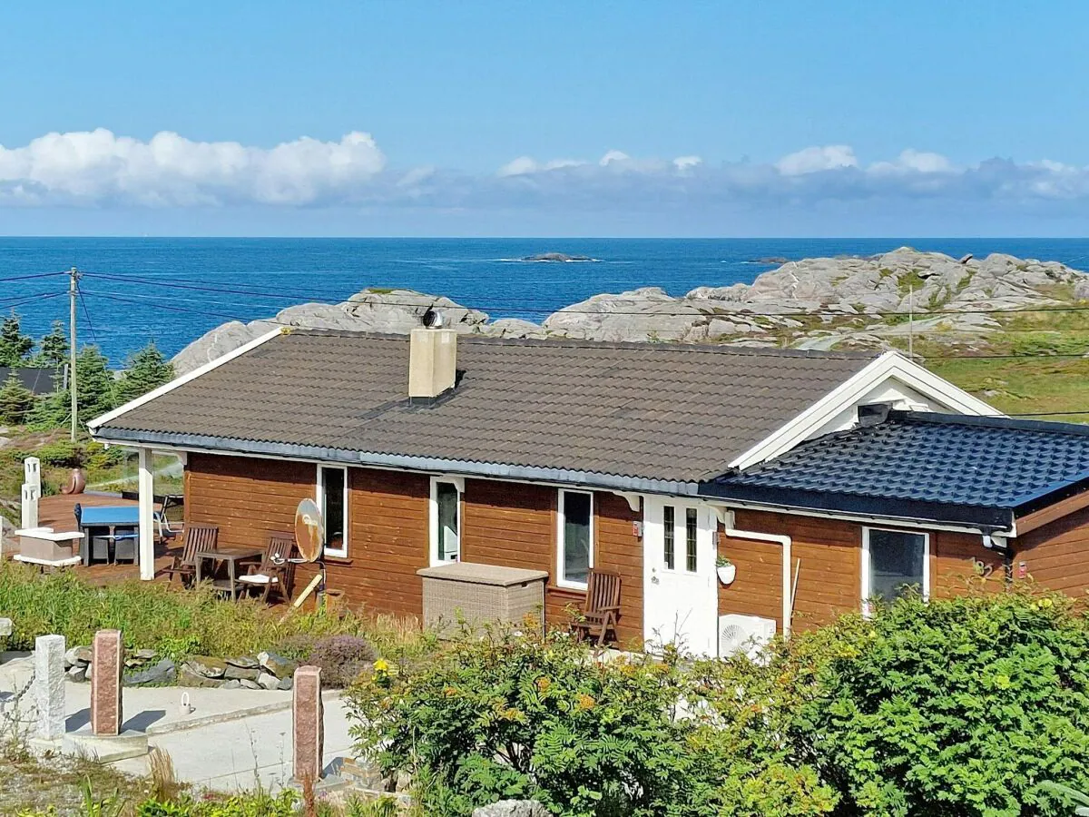 Holiday house 6 person holiday home in skudeneshavn-By Traum