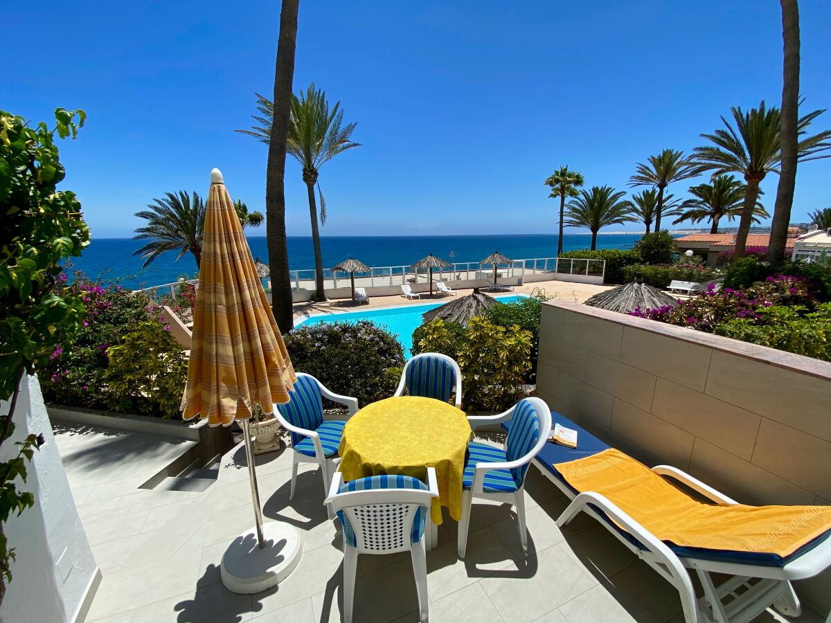 Apartment with terrace, sea view, and heated pool - Outdoor photo 5