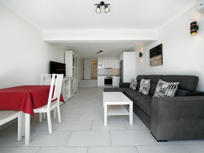 Apartment with terrace, sea view, and heated pool - Features photo 12