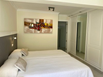 Apartment with terrace, sea view, and heated pool - Features photo 18