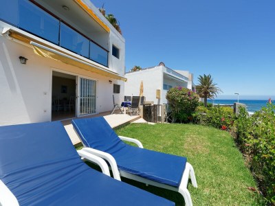 Apartment by the sea with terrace - Outdoor photo 7