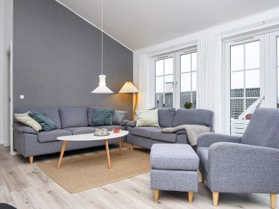 Holiday house Malersiches Refugium am Golfplatz -- By Traum Ferienwohnungen - Outdoor photo 6