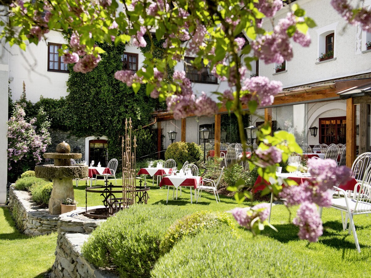 Castle Schloss Thannegg - Outdoor photo 4