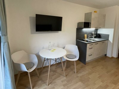 Holiday room Doppelzimmer, Dusche, WC, Gartenseitig - Features photo 13