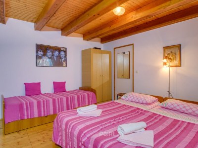 Holiday house MELITA cozy terrace and large garden - Features photo 18