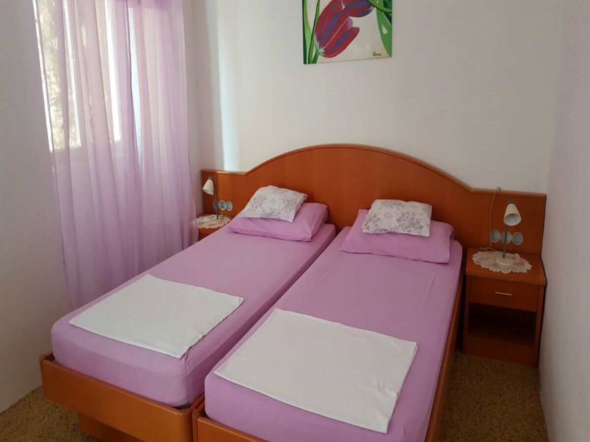 Apartment Rooms Milena - Double or Twin Room with External Private Bathroom - Features photo 2