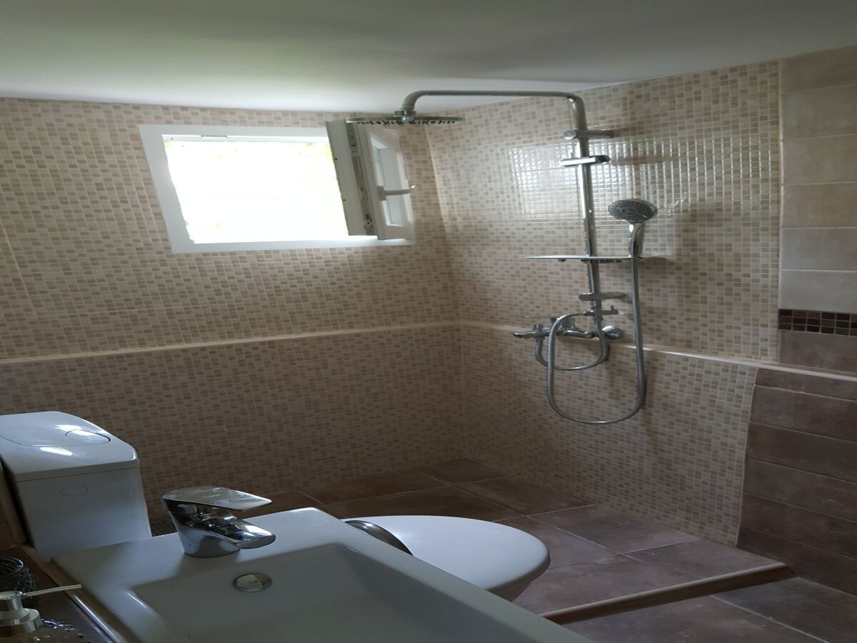 Apartment Rooms Milena - Double or Twin Room with External Private Bathroom - Features photo 3