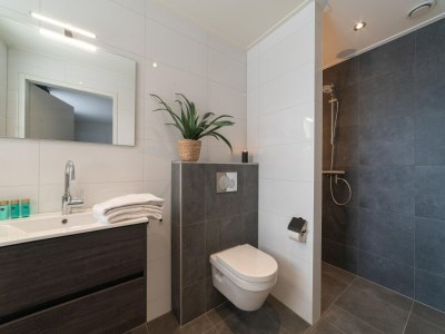 Holiday house Villa in Colijnsplaat near the Sea - Features photo 29