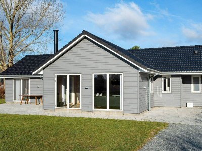 Holiday house 8 person holiday home in Dannemare-By Traum - Holiday house