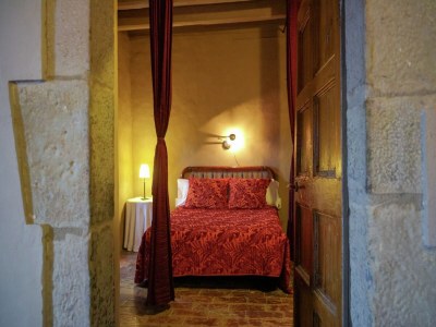 Cottage Mansion in Montmajor with Pool & Forest Nearby - Features photo 23