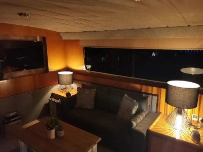 House boat Attractive yacht with roof terrace - Features photo 14