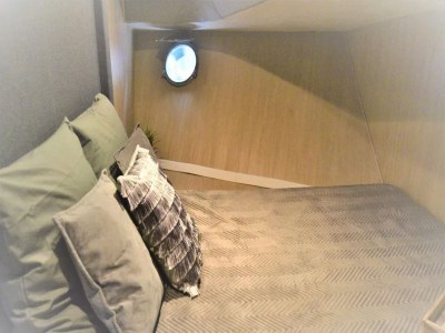 House boat Attractive yacht with roof terrace - Features photo 24