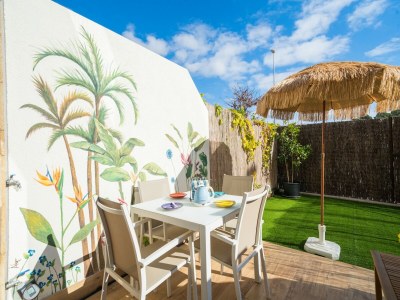 Holiday house Villajoyosa Home with Shared Pool - Outdoor photo 8