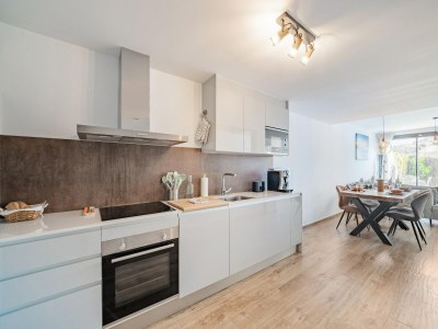 Holiday house Villajoyosa Home with Shared Pool - Features photo 36