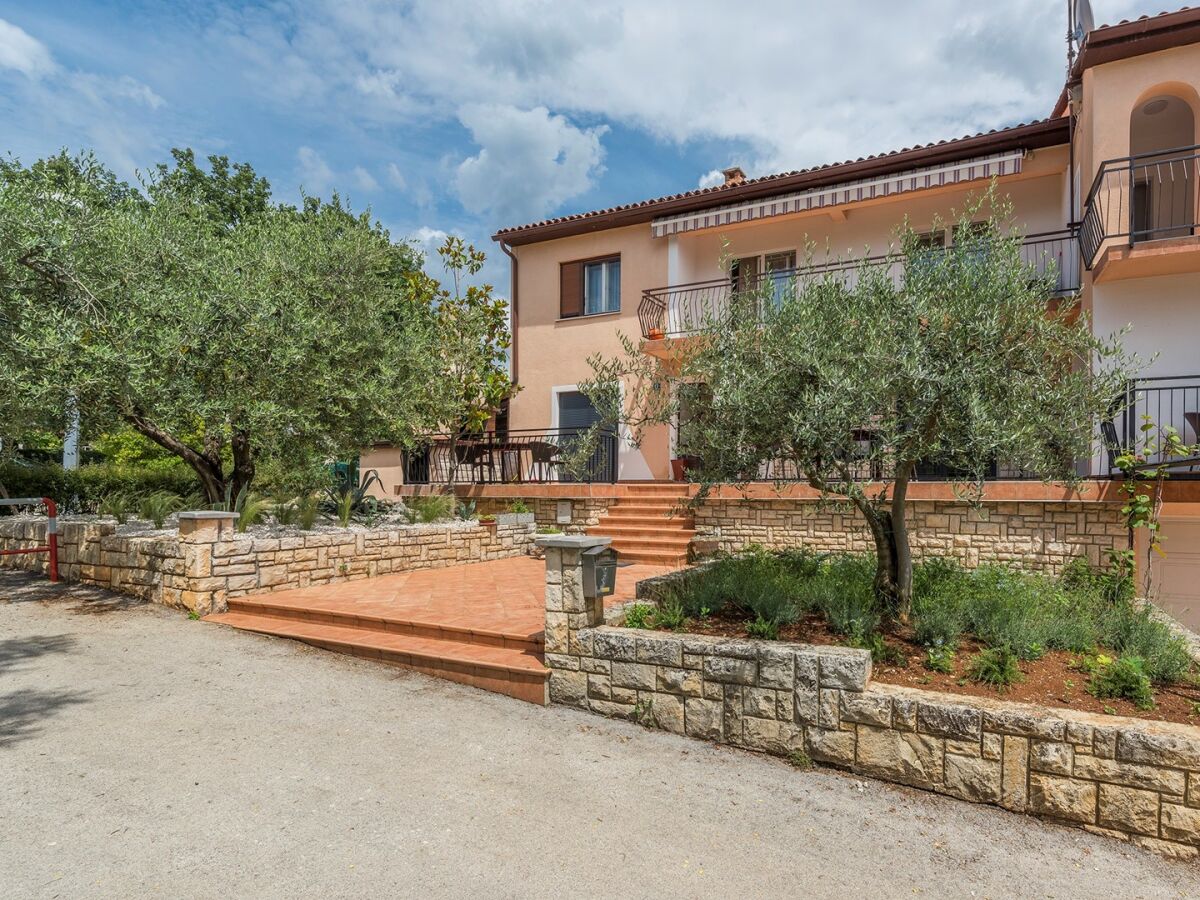 Apartment Apartments Zrnic in Center of Porec - Apartment Zrnic IV with City View