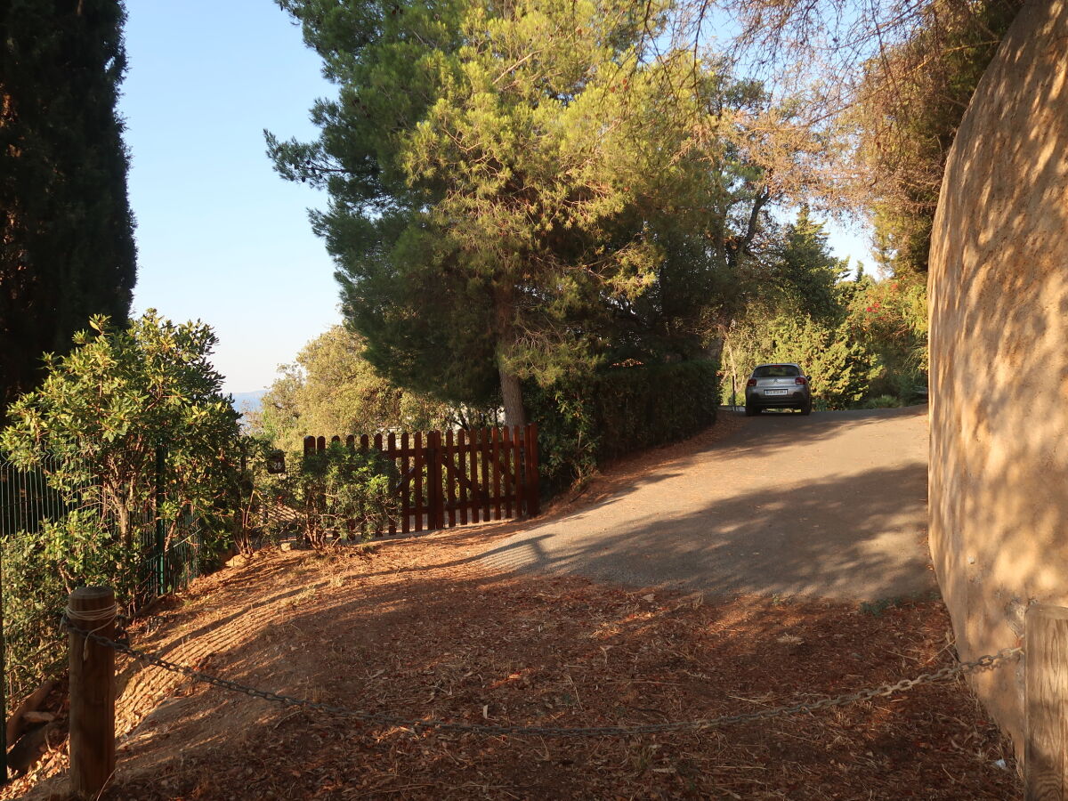 Holiday house Le Petit Paradis - Outdoor photo 3