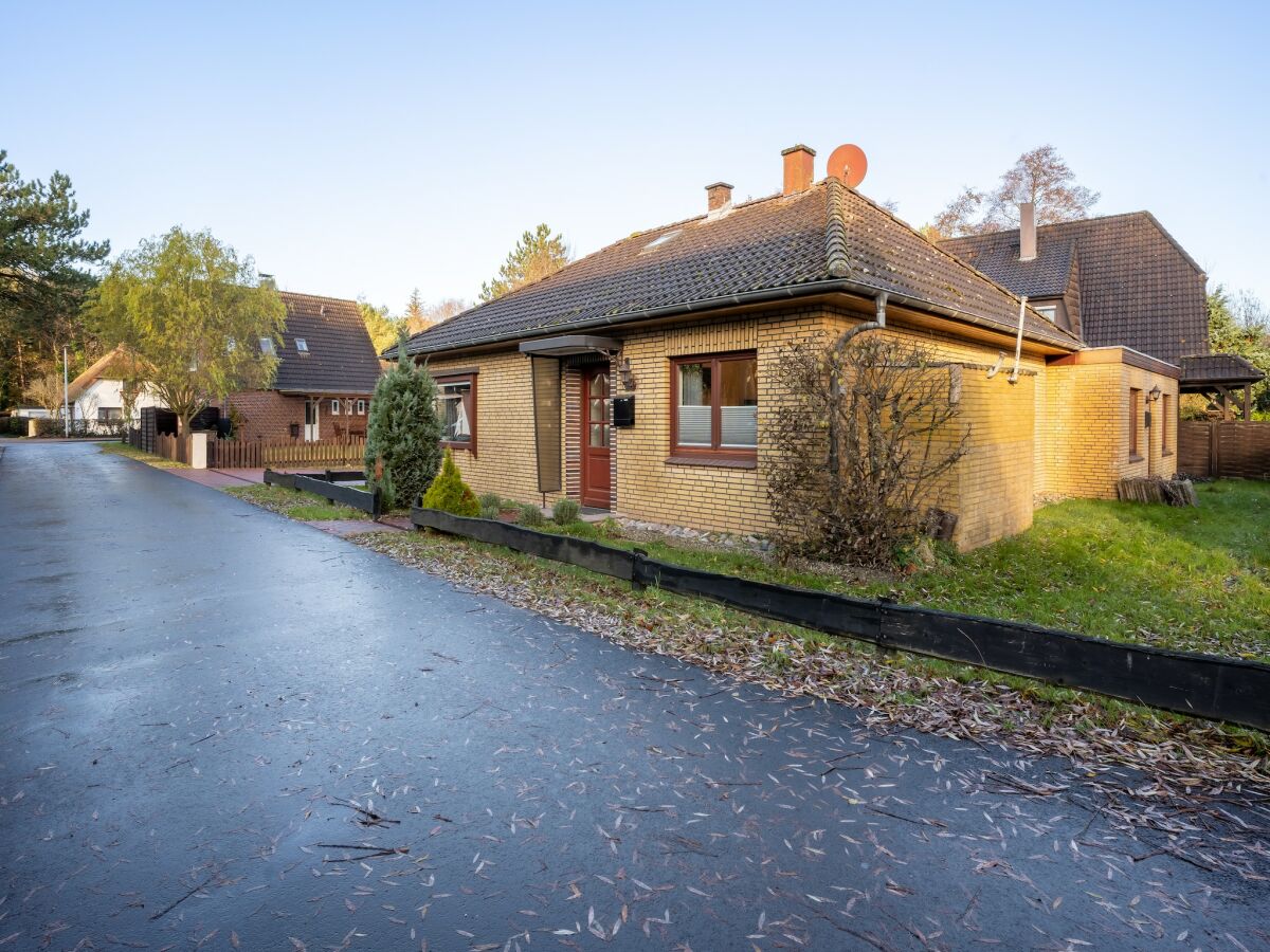 Holiday house Ferienhaus mit Terrasse in St.Peter-Ording - Outdoor photo 4