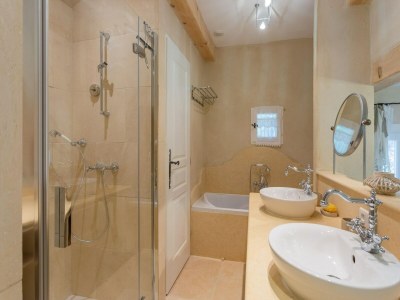 Holiday house Charming holiday home in Cotignac with private pool - Features photo 17