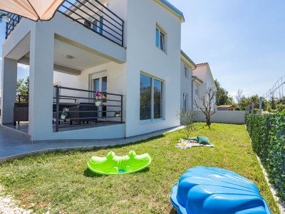 Villa Villa Jakov with Private Pool - Outdoor photo 15