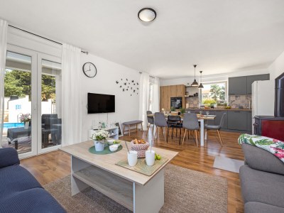 Villa Villa Jakov with Private Pool - Features photo 16