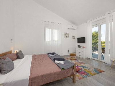 Villa Villa Jakov with Private Pool - Features photo 29