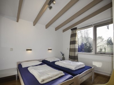 Holiday house Vroonweg 48 "Nieuw Zeeland" - Outdoor photo 10