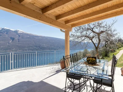 Apartment Glicine in Tignale - Apartment