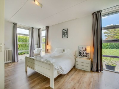 Holiday house Schönes Ferienhaus in Zeewolde mit Pool - Features photo 14