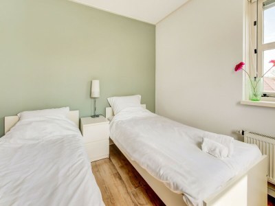 Holiday house Schönes Ferienhaus in Zeewolde mit Pool - Features photo 21