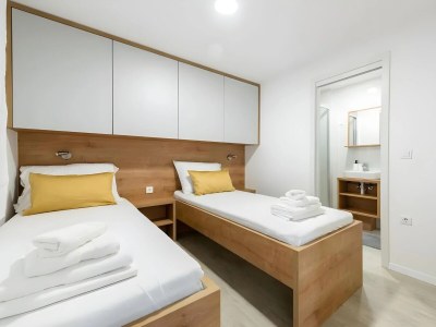 Mobile home Pretty Green Luxury - 50m from beach - Features photo 15