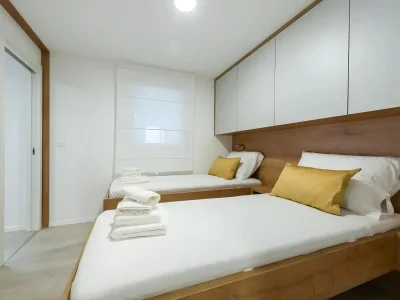 Mobile home Pretty Green Luxury - 50m from beach - Features photo 16