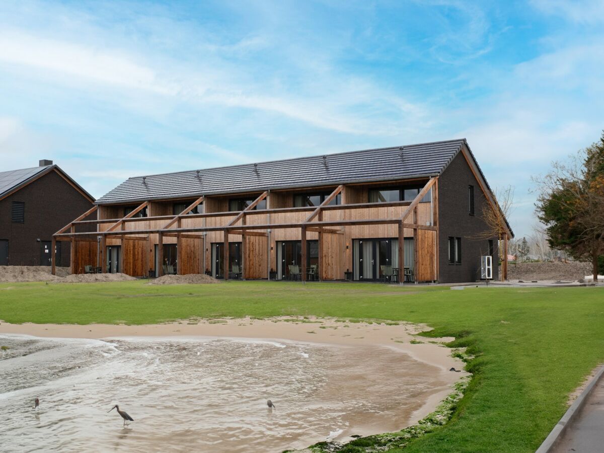 Holiday park Ferienhaus in Nieuwvliet-Bad am Strand