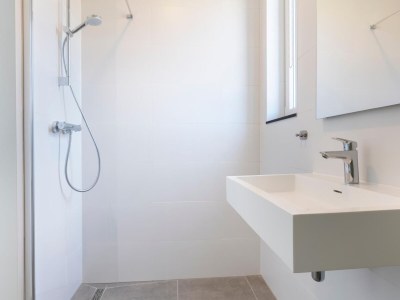 Holiday park Modern Retreat Near Beach - Features photo 6