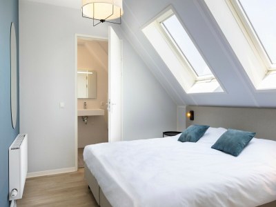 Holiday park Modern Retreat Near Beach - Features photo 9